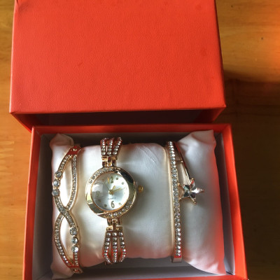 Combo phụ kiện đeo tay  3 món , phong cách thanh lịch thời trang  sang trọng cho nữ 