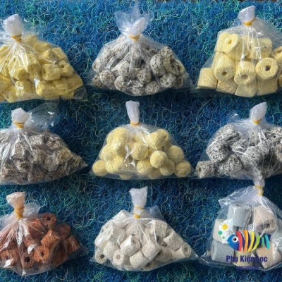 Combo 100g Combo 4 Loại Vật Liệu Lọc Hồ Cá: Than Hoạt Tính +Sứ Trắng 
+- San Hô+ Nham Thạch =100G