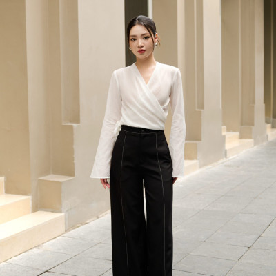 Áo sơ mi kiểu chất tơ, hai vạt thắt tự do Ellie thiết kế cao cấp WHITE CHIC