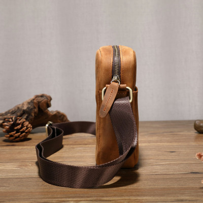 Túi đeo chéo nam DA BÒ THẬT – BEE GEE DCN9339