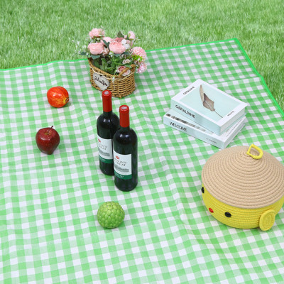 Thảm du lịch gấp gọn  , bạt cắm trại chống nước ,họa tiết caro  cao cấp có thể trải  làm thảm chơi cho bé rất sạch sẽ nhỏ gọn  dễ mang theo mọi nơi 