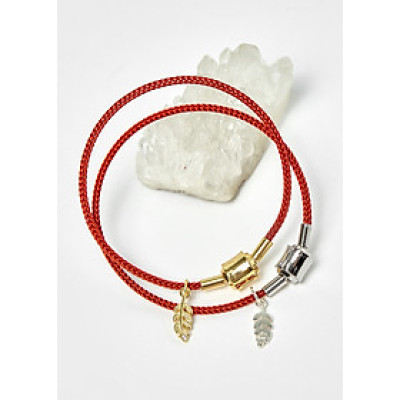 Combo 2 vòng dây đỏ charm chiếc lá - Ngọc Quý Gemstones