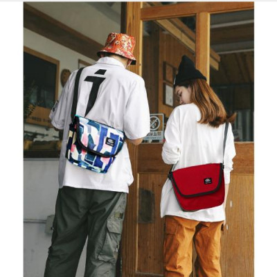 Túi đeo chéo nam nữ unisex BEE GEE 070