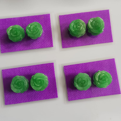 Đôi bông tai mới bông hồng nổi cao sịn đẹp xanh Ngọc tươi size đk 9,5mm x Cao 5mm Chất liệu đá ngọc cẩm thạch tự nhiên xanh ngọc tươi đều sịn bóng mượt đẹp nữ về bọc vàng lên đeo sang lắm ạ