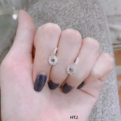 Bông tai bạc nụ đá vuông chất liệu bằng bạc s925 MS0450