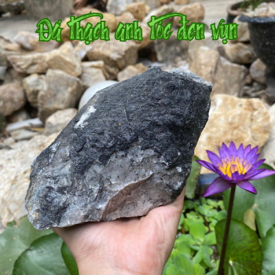 Đá thạch anh tóc đen thô vụn 4x6cm NHASAN rải sàn trấn trạch, chôn nền tăng sinh khí, bồi hoàn long mạch