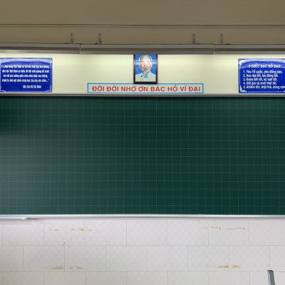 Bảng từ viết phấn Hàn Quốc kẻ 4 ôly tập tiểu học KT 1.2x3.0m