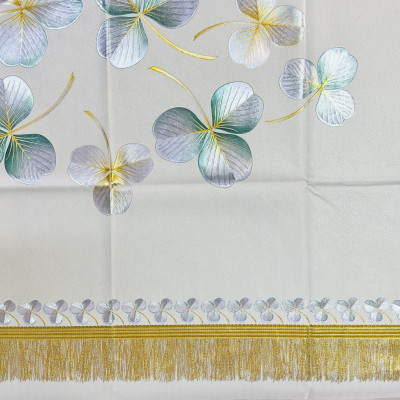 Khăn trải bàn W.751 90x150 cm, hoa văn nổi - nhũ vàng sang trọng không thấm nước, dễ làm sạch