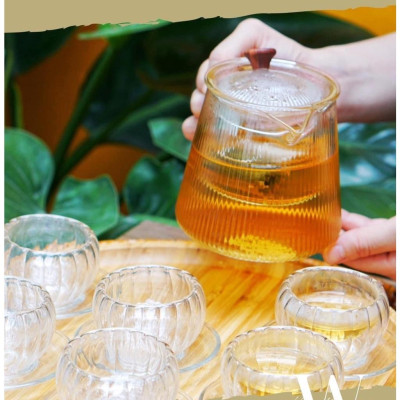 Bộ ấm chén thủy tinh pha trà vân sọc bí 600ml kèm khay
