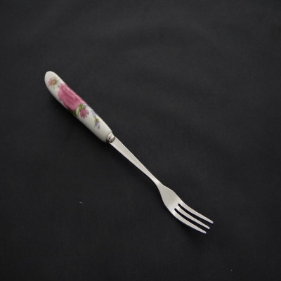 Thìa inox chuôi sứ hoa hồng cao cấp