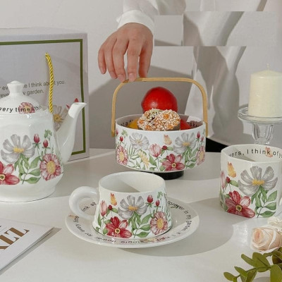 Bộ sứ cao cấp hoa mùa xuân vintgae cực xinh.