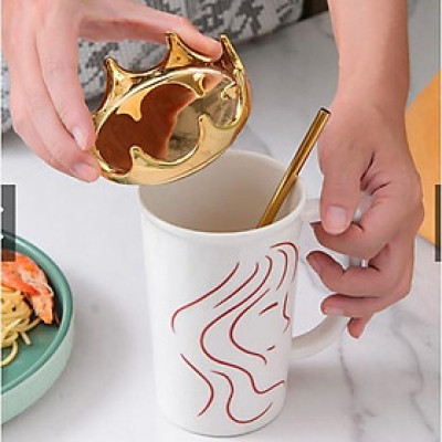 CỐC UỐNG NƯỚC BẶNG SỨ CÓ NẮP HÌNH VƯƠNG MIỆN KÈM ỐNG MÚT INOX