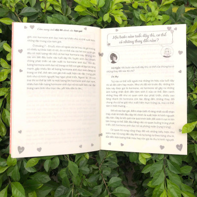 Cẩm Nang Tuổi Dậy Thì Dành Cho Bạn Gái (Tái Bản 2023)