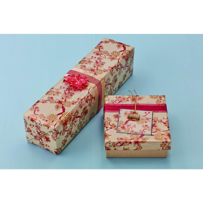 Red & Gold Gift Wrapping Papers