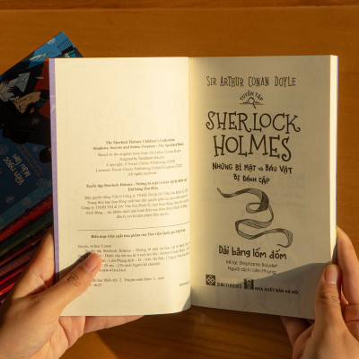 Tuyển Tập Sherlock Holmes - Những Bí Mật Và Báu Vật Bị Đánh Cắp- Dải Băng Lốm Đốm