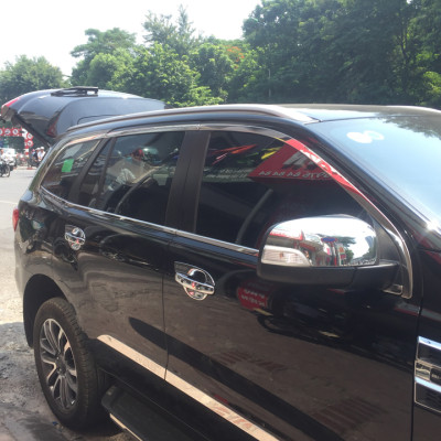 Bộ ốp sườn, nẹp sườn dành cho xe Ford Everest 2016-2019 nhựa ABS mạ Crom cao cấp