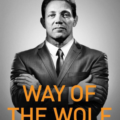 Way Of The Wolf: Straight Line Selling: Master The Art Of Persuasion, Influence, And Success
