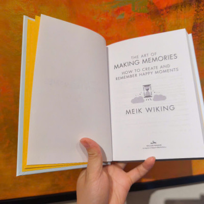 Sách - The Art of Making Memories: How to Create and Remember Happy Moments (The Happiness Institute Series) by Meik Wiking