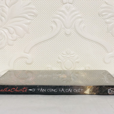 Tận Cùng Là Cái Chết - Agatha Christie