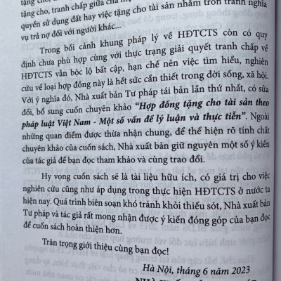 Hợp Đồng Tặng Cho Tài Sản Theo Pháp Luật Việt Nam - Một Số Vấn Đề Lý Luận Và Thực Tiễn