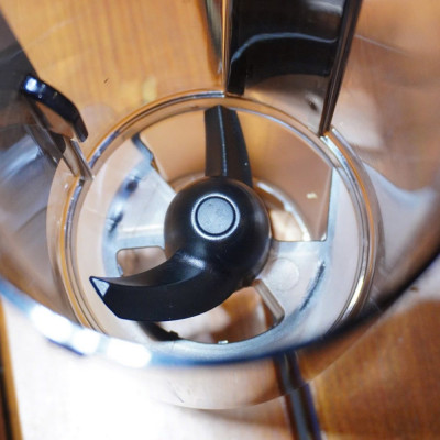 Máy ép chậm Kalpen Đức J7 công suất 300W - Hàng chính hãng