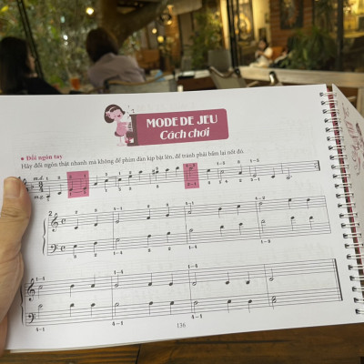 (Trọn bộ 2 cuốn) MÉTHODE ROSE – PHƯƠNG PHÁP HỒNG VỚI ĐÀN PIANO – Ernest Van de Velde – Huy Hoàng Bookstore – NXB Dân Trí (Bìa mềm)