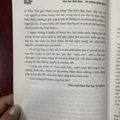 Sách - Văn học Việt Nam Từ những mảnh ghép
