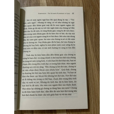 Sách - Từ Bi - trên cả trắc ẩn và yêu thương