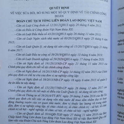 Sách Luật Công Ðoàn 2024 – Những Quy Định Mới Về Tiêu Chuẩn, Chế Độ Chi Tiêu Và Quản Lý Tài Chính, Tài Sản Trong Công Đoàn - V2553T