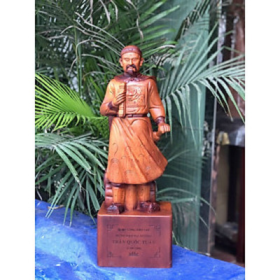 TƯỢNG TRẦN QUỐC TUẤN BẰNG GỖ HƯƠNG ĐÁ LÀM MẦ GIẢ CỔ KT CAO 70CM
