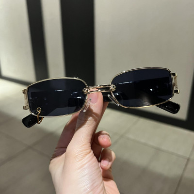 Kính râm khuyên nam nữ dáng form nhỏ cực chất