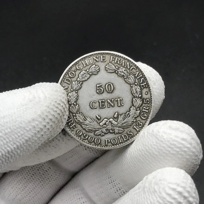 Đồng Xu Hoa Xòe Đánh Gió Đông Dương Hình Bà Đầm Cũ Bạc Ta 50 Cent BẠC HIỂU MINH DDD002C