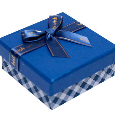 Hộp quà Vuông V014 - 8 x 8 x 3,5 cm - Giao mẫu ngẫu nhiên