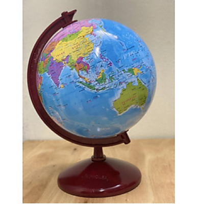 Quả cầu học sinh do Việt Nam sản xuất