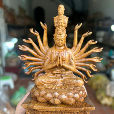 Tượng phật thiên thứ thiên nhãn bằng gỗ bách xanh thơm nức cao 15x12x8cm