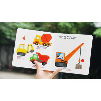 Sách Chuyển Động Thông Minh Đa Ngữ Việt - Anh - Pháp Phương Tiện Giao Thông