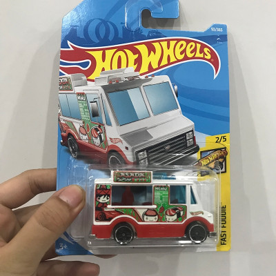 Đồ Chơi Xe HotWheels cơ bản C4982 - Giao hàng ngẫu nhiên