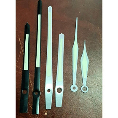 Kim đồng hồ treo tường dạ quang, phát sáng vào ban đêm