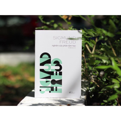 Nghiên cứu phân tâm học -  Bản Quyền
