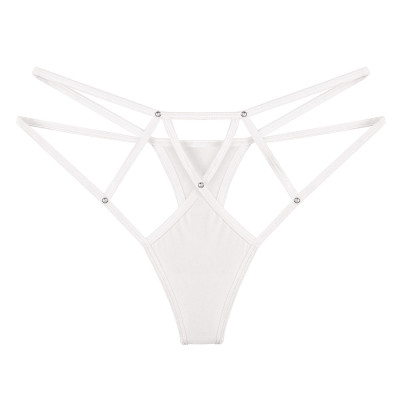 Quần lót nữ gợi cảm trước mọi cuộc gọi đến