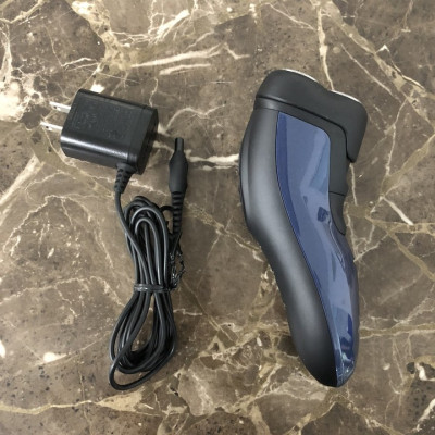 Máy Cạo Râu Nam Philips AT620