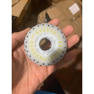 Bánh xe patin đá lửa 104 viên bánh sáng nhiều màu