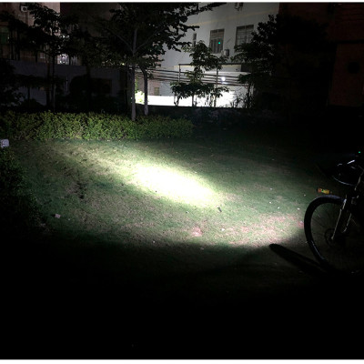 Bộ Đèn Pha Trước Xe Đạp Có Sạc USB Siêu Sáng Cao Cấp Chống Nước và Đèn Hậu Phía Sau Dành Cho Xe Đạp Địa Hình, Xe Đạp Thể Thao Giúp Đạp Xe An Toàn Ban Đêm - Hàng Chính Hãng