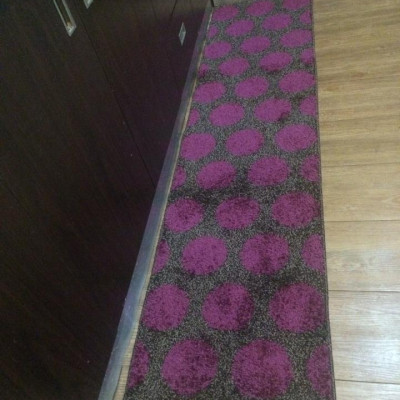 Bộ 2 thảm bếp chống trượt cao cấp kích thước 0.45mx1.2m- Màu nâu họa tiết tím bi - CONDOR