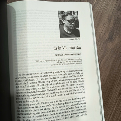 VIẾT VÀ ĐỌC CHUYÊN ĐỀ MÙA THU 2025 – Nhiều tác giả – NXB Hội Nhà Văn