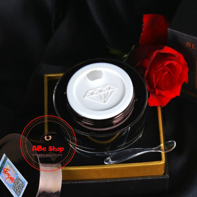 Kem HOLY CARE Cao Cấp - HOLY CARE WHITENING SKIN CARE CREAM 25g - BLACK DIAMOND