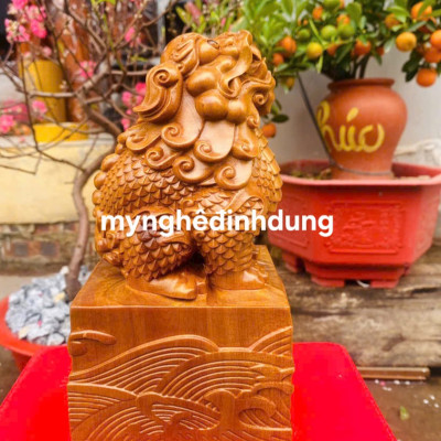 Cặp nghê phong thủy cầu tài lộc bằng gỗ bách xanh thơm nức cao 23x12x12cm 