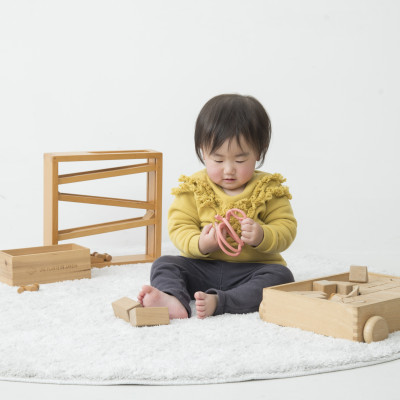 Gặm nướu đồ chơi 3D silicone khỏe nướu chắc tay Richell Nhật Bản | Baby