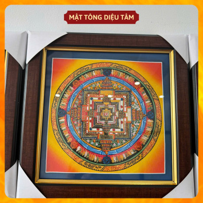 Tranh Mandala Kalachakra chú OM Nepal 27cm có khung kính tranh Kim cang họa sư vẽ tay thủ công (ngẫu nhiên) Mật tông Diệu Tâm