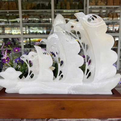 Tượng thuận buồm xuôi gió và đôi uyên ương phong thủy đá bạch ngọc trang trí bàn làm việc, phòng khách